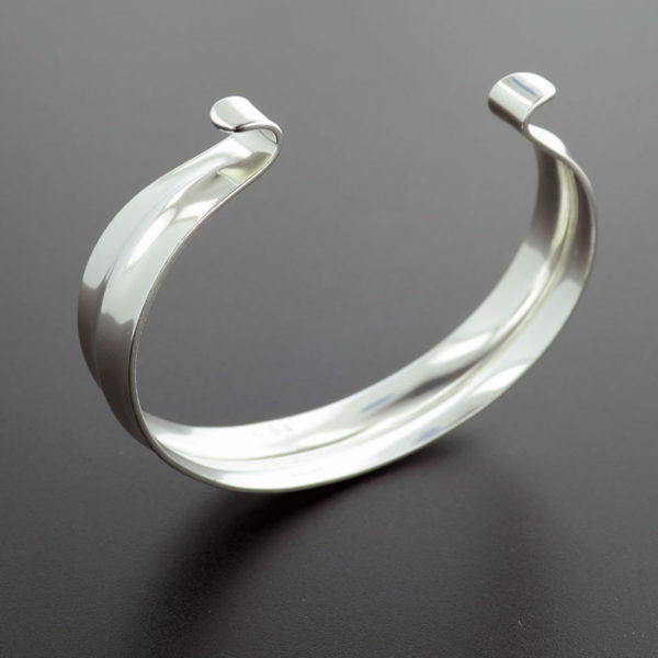 Medium Tapered Bracelet Base