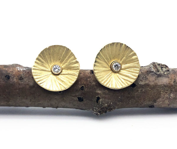 Mushroom Spore Print Diamond Stud Earrings (gold)