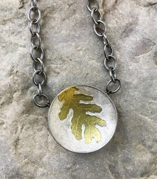 Oak Leaf Vario Clasp with 18ky Gold
