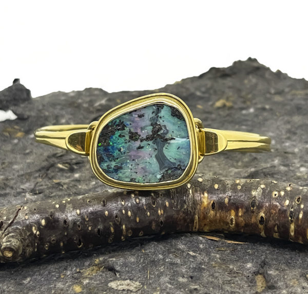 Freeform Boulder Opal Bracelet Top (gold)