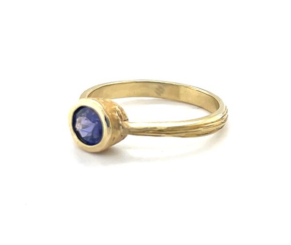 Purple Sapphire Ring - Image 3