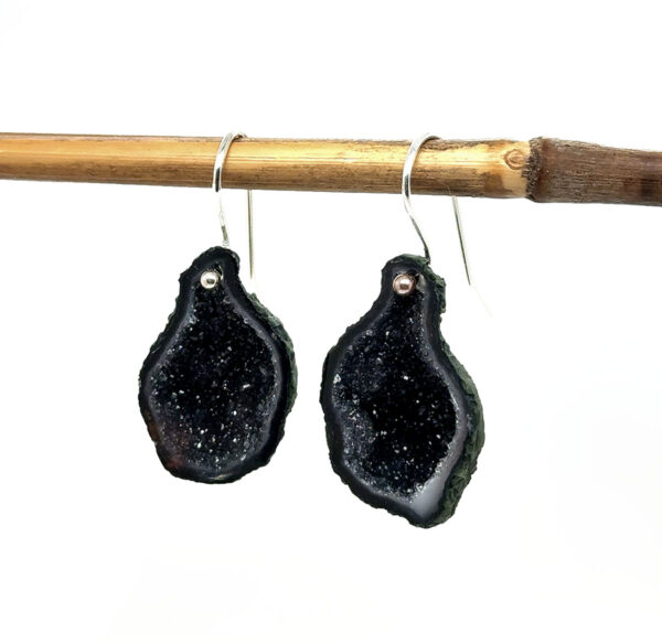 BLACK GEODE EARRINGS - Image 2