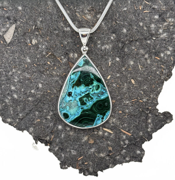 CHRYSOCOLLA PENDANT