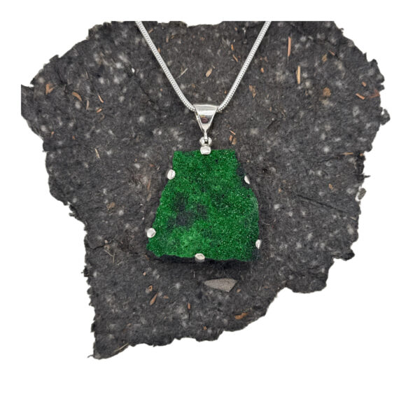 UVAROVITE DRUSY PENDANT - Image 4